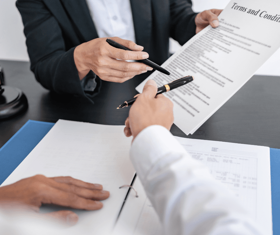 Asesoría Legal en Transacciones Inmobiliarias: Lo que Necesitas Saber al Alquilar en Plaza Bella Terra